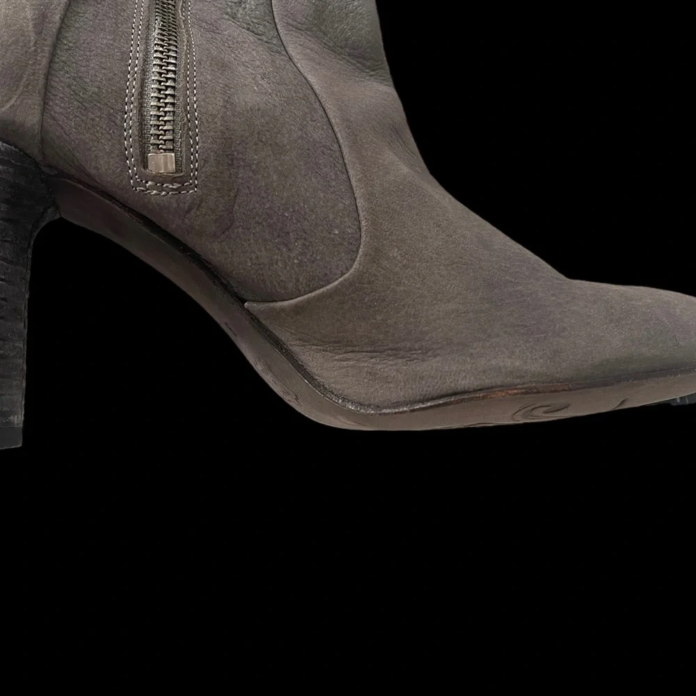Free People Porter Tall Gray Boot Size 39 - 9 NEW
